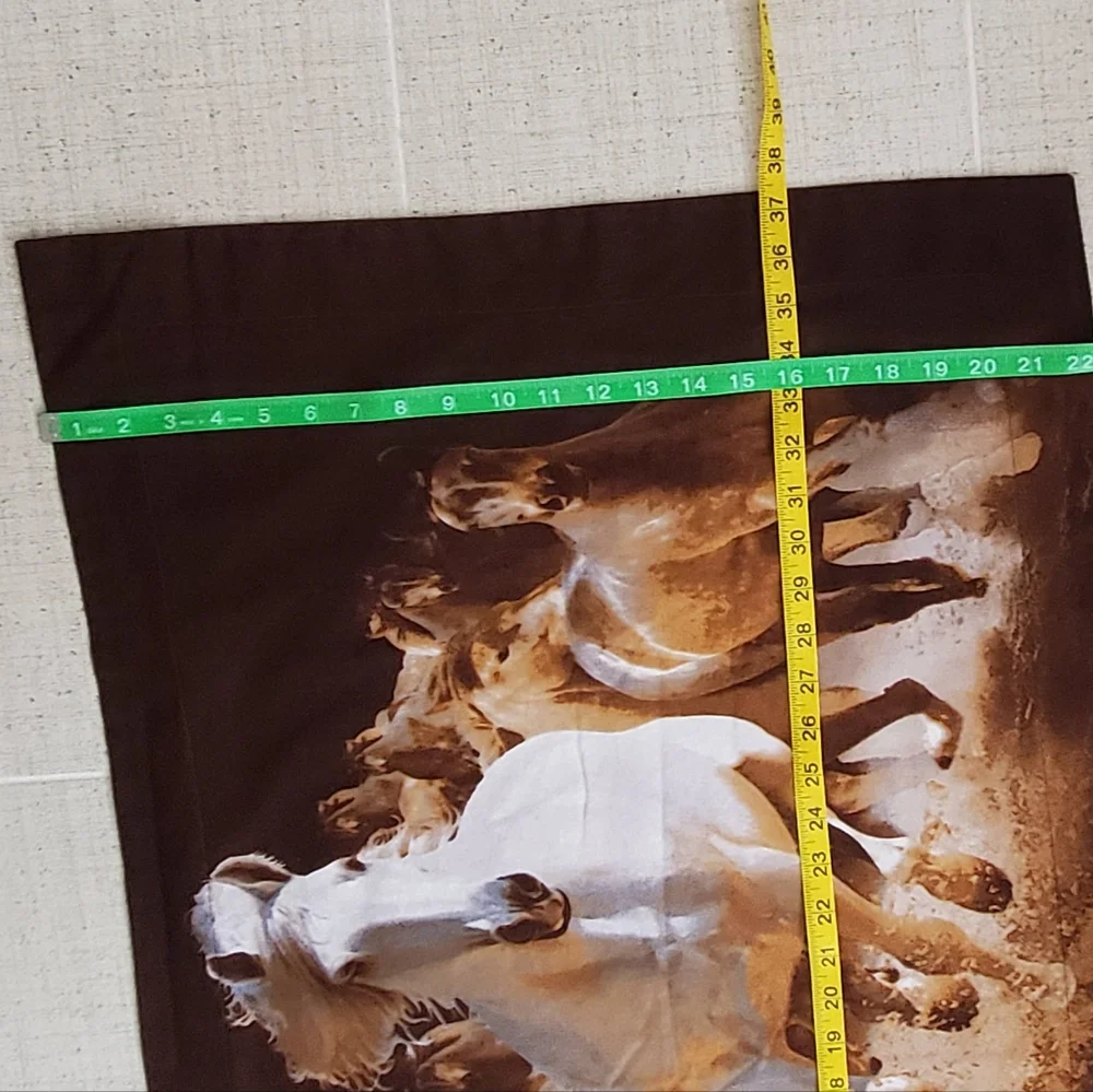 Dolce Mela Bedding, Elite Collection, King Pillow Sham, Wild Horses, Cotton, EUC